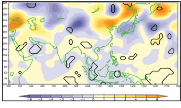 図 12    strong monsoon year 6～8 月の 100hPa に おける Wave Activity Flux と高度偏差分布図  単 位は  それぞれ m^2/s^2 と gpm。